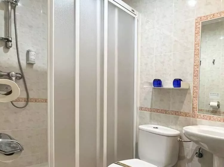 オーシャンビュースタンダードルーム, Beatriz Charming Hostal