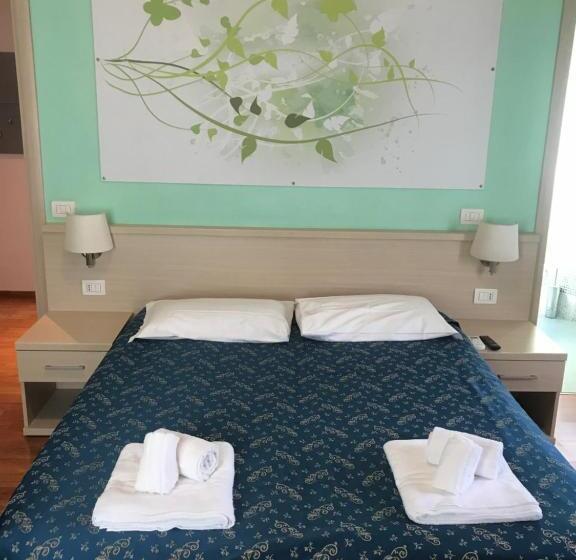 スタンダードルーム, 21 Aprile Accommodation