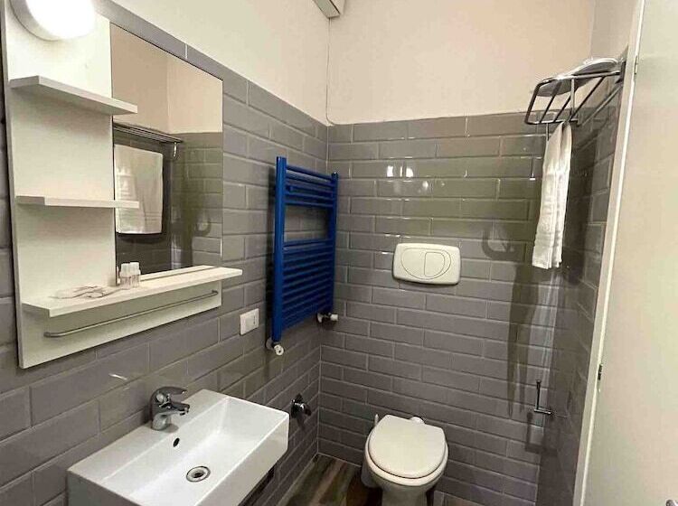 スタンダードルーム, Domus Avi   Guest House