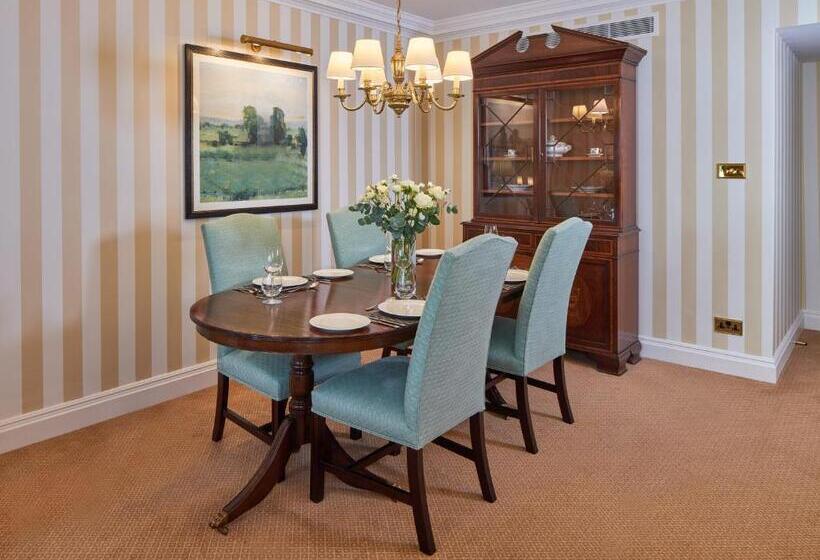 דירת דלוקס 2 חדרי שינה, Cheval Thorney Court At Hyde Park