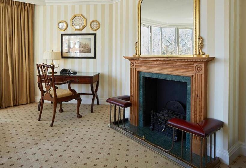 דירת דלוקס 3 חדרי שינה, Cheval Thorney Court At Hyde Park