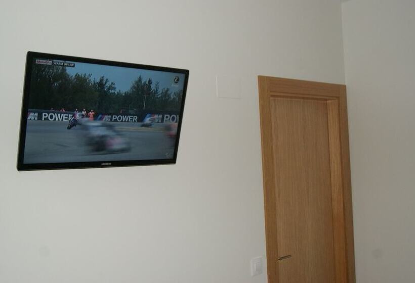 Номер Стандарт Индивидуальный, Pension Calfred Ii