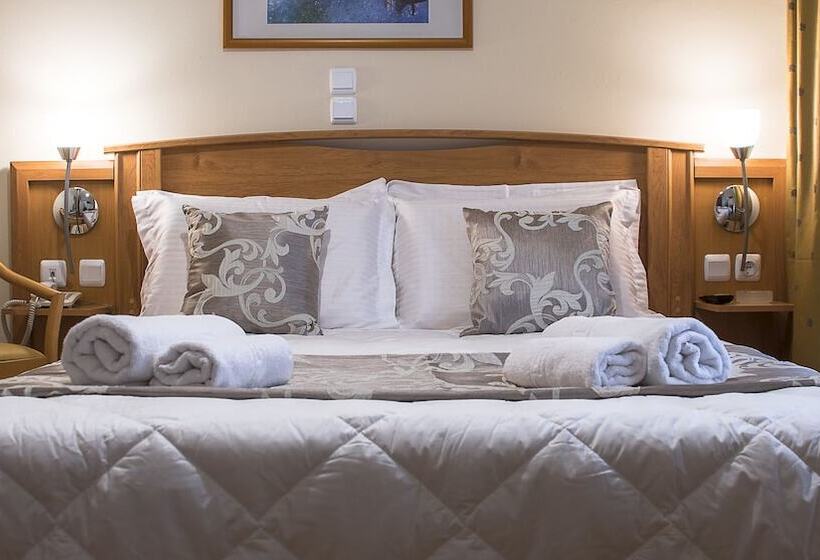 חדר סטנדרט יחיד, Ares Athens