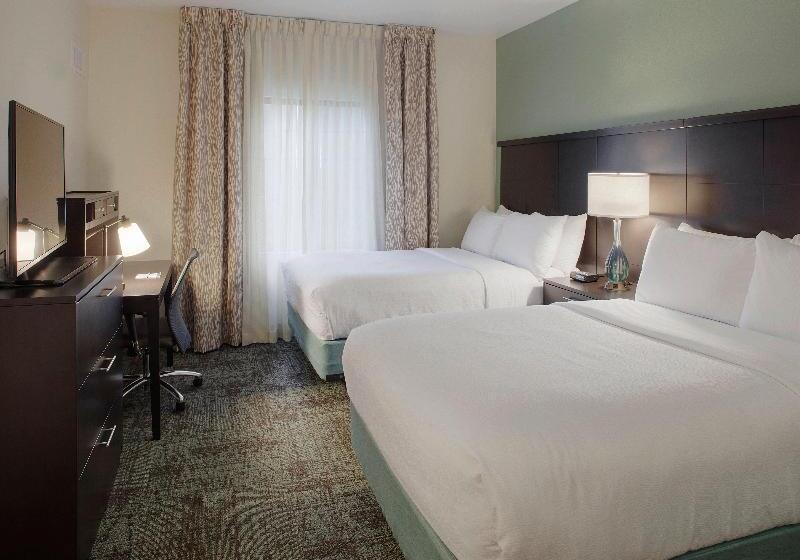 جناح, Comfort Suites Salisbury I85