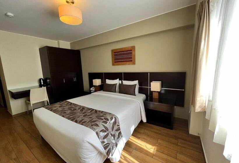 غرفة قياسية فردية, El Tambo 2