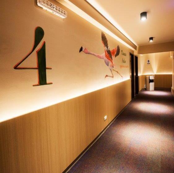 غرفة قياسية فردية, El Tambo 2