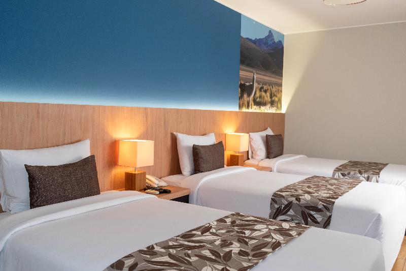 غرفة قياسية ثلاثية, El Tambo 2