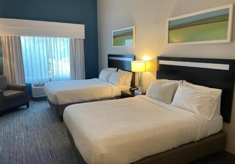 חדר סטנדרט מותאם לאדם עם מוגבלויות, Holiday Inn Express And Suites Montgomery, An Ihg