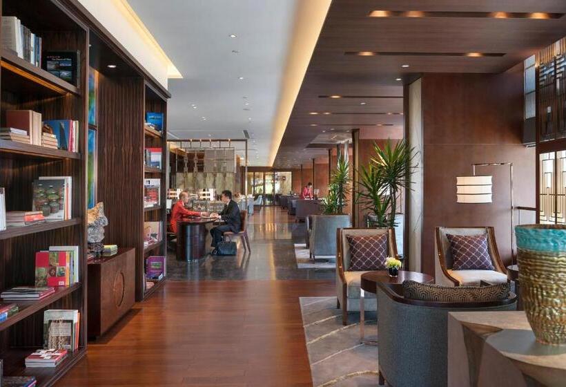 Kulüp Odası, Mandarin Oriental Pudong, Shanghai