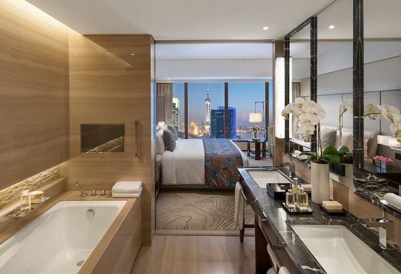 Executive Süit, Mandarin Oriental Pudong, Shanghai