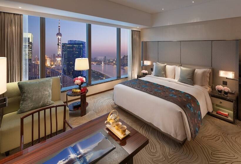 Nehir Manzaralı Süit, Mandarin Oriental Pudong, Shanghai