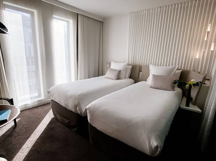 Chambre Classique, Molitor Hôtel & Spa Paris Mgallery Collection