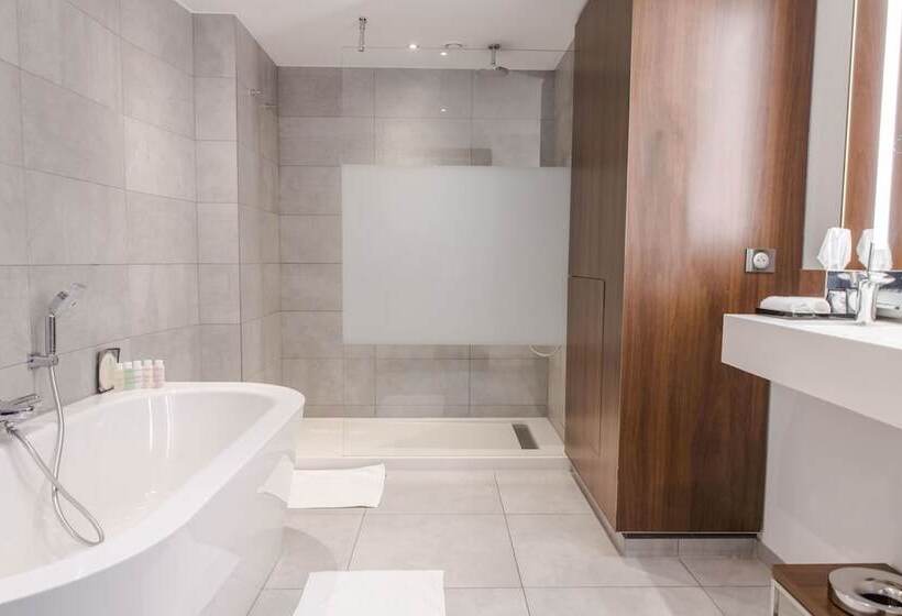 Suite Vue Piscine, Molitor Hôtel & Spa Paris Mgallery Collection