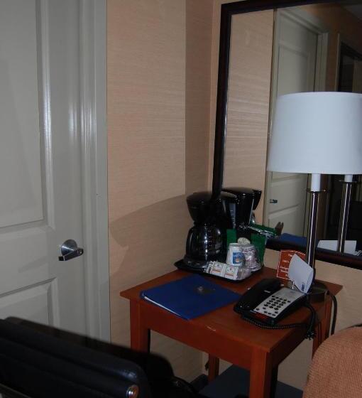 标准间, Ramada By Wyndham New York Times Square West