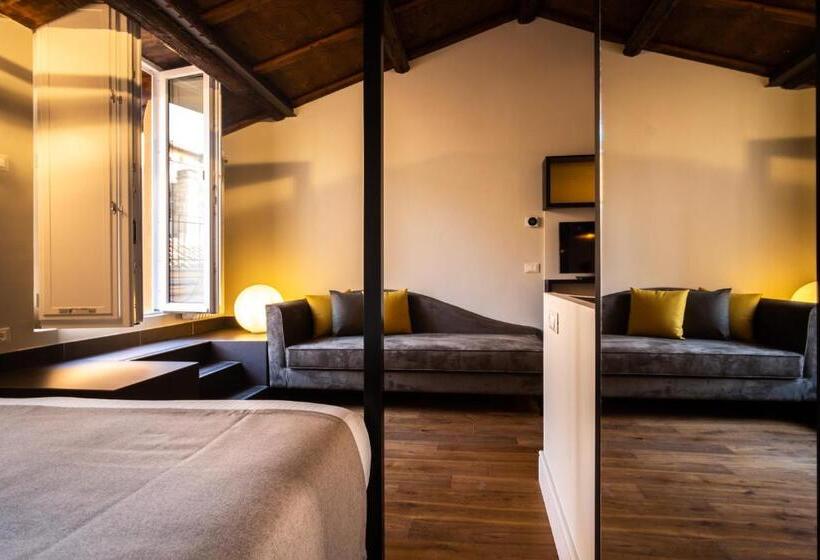 テラス付きジュニアスイート, Smeraldo