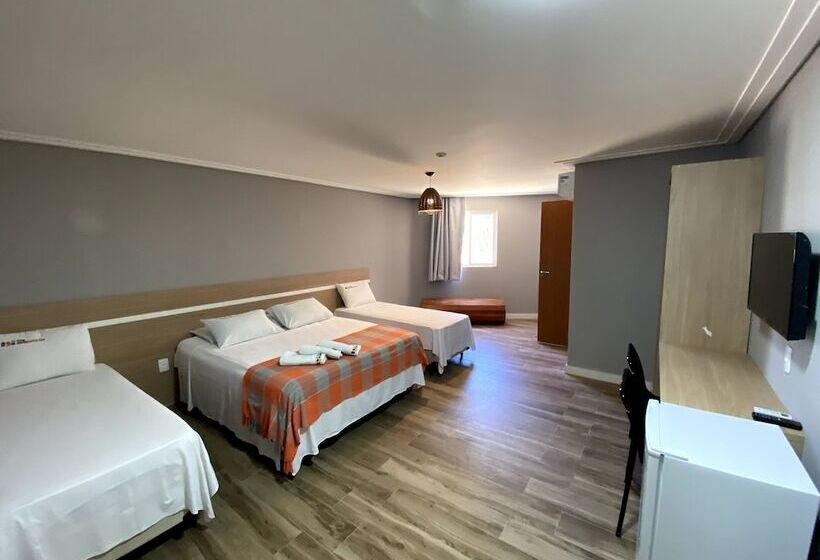 4인용 스탠다드 룸, Porto Salvador