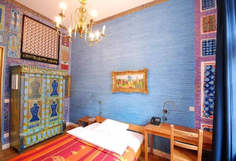 اتاق راحتی یک تخته, Arte Luise Kunsthotel