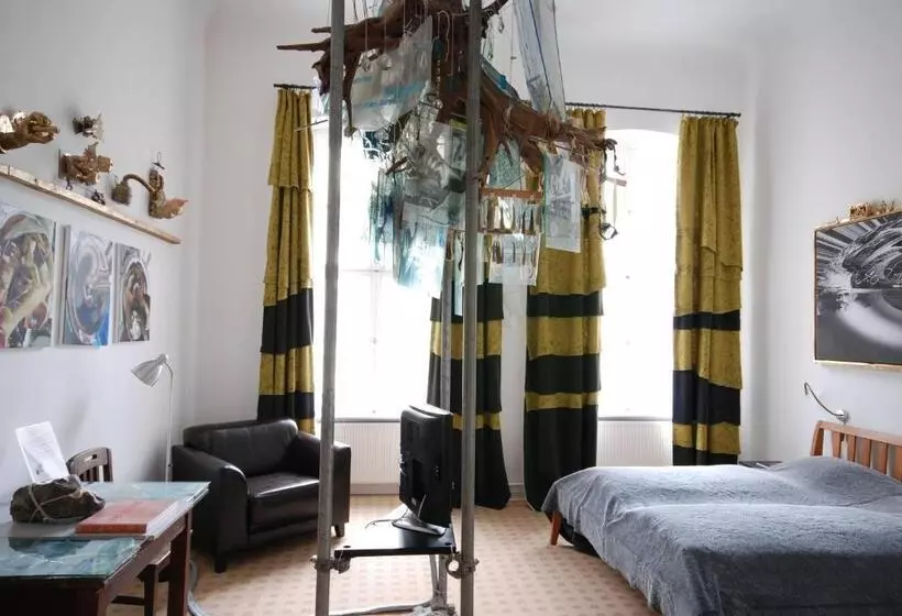 اتاق راحتی, Arte Luise Kunsthotel