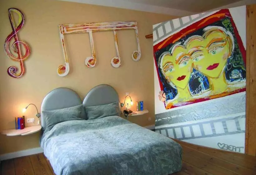 اتاق راحتی, Arte Luise Kunsthotel