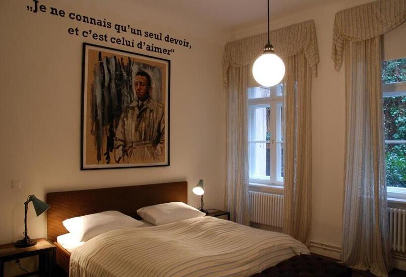 اتاق راحتی, Arte Luise Kunsthotel