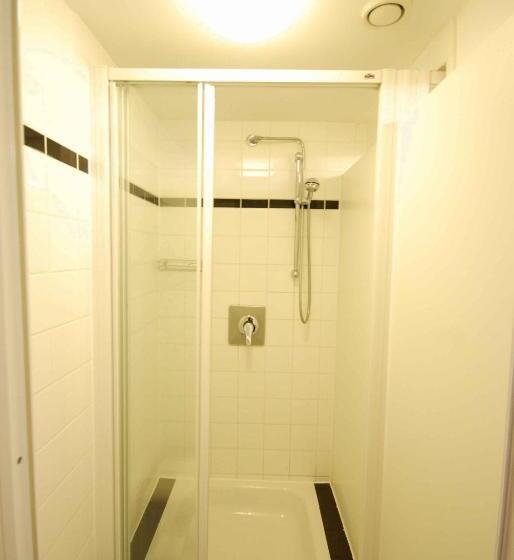 اتاق استاندارد یک تخته با سرویس بهداشتی مشترک, Arte Luise Kunsthotel