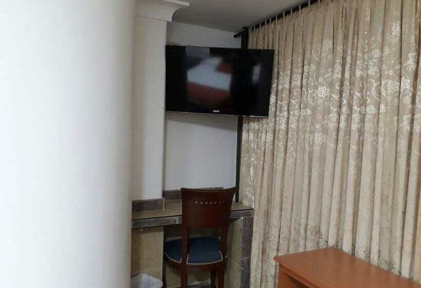 شقة غرفة واحدة, Gran Hotel Cali