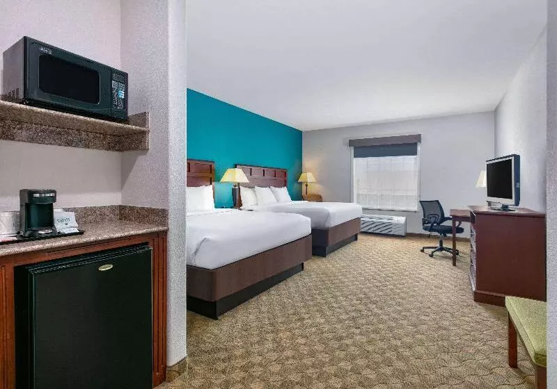 キングサイズベッドのスタンダードルーム, Baymont Inn & Suites By Wyndham Glen Rose