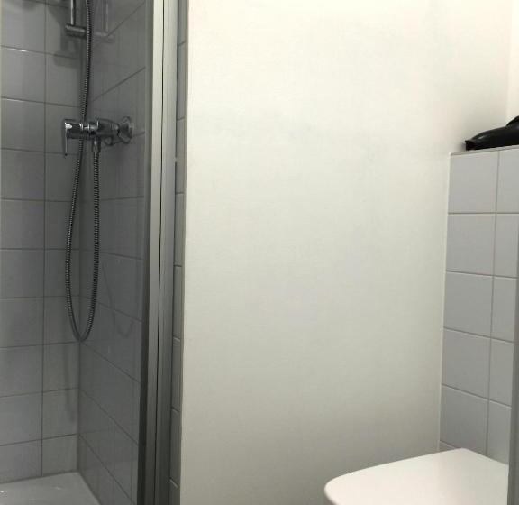 اتاق استاندارد با سرویس بهداشتی مشترک, Bnb Near Brandenburg Gate Rooms & Apartments