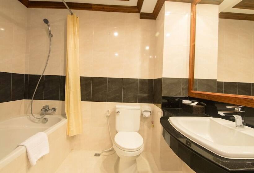 اتاق لوکس با بالکن, Cheathata Cta Hotel Siem Reap