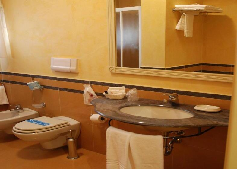 스탠다드 룸, Continental Brescia