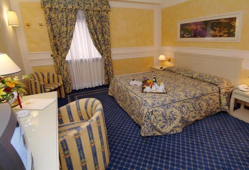 주니어 스위트, Continental Brescia