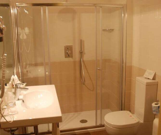 스탠다드 싱글 룸, Continental Brescia