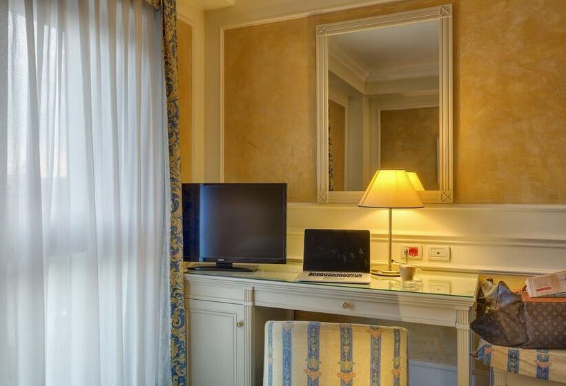 스탠다드 룸, Continental Brescia