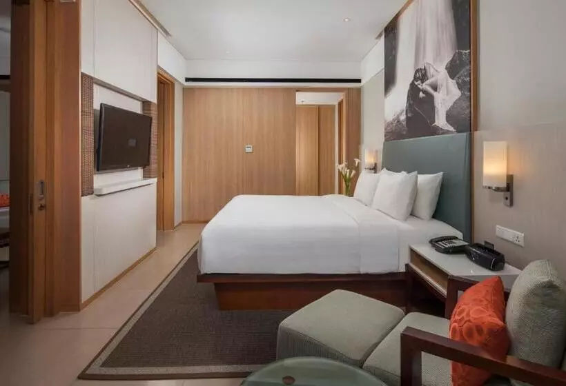 プールビュースイート, Courtyard By Marriott Bali Seminyak Resort