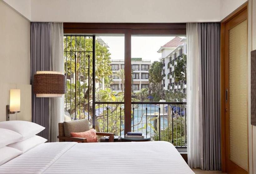 Deluxe Room Pool View