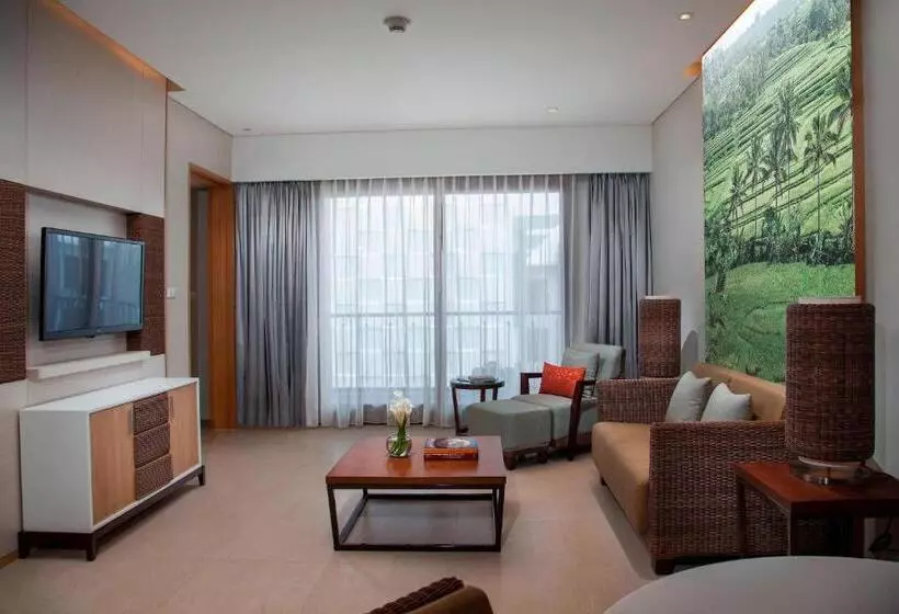 2 Bedroom Suite