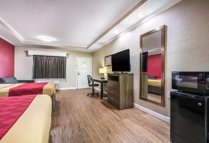 اتاق استاندارد, Econo Lodge Inn & Suites