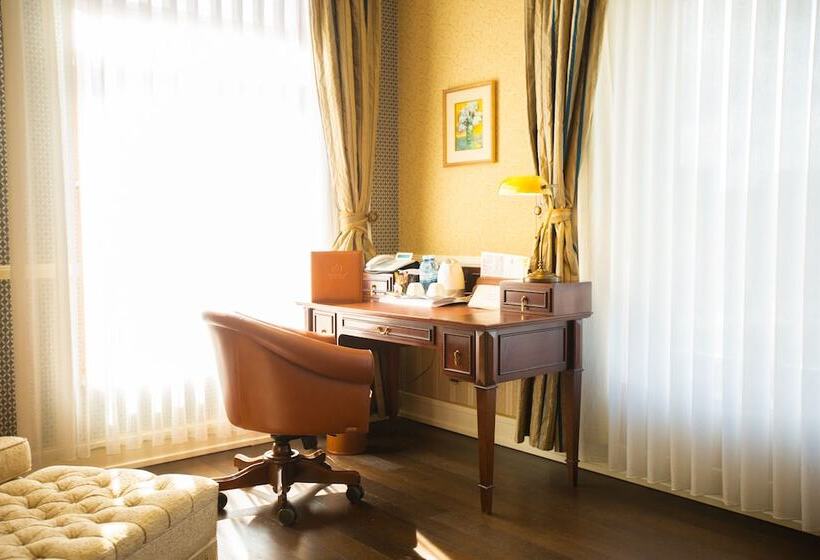 اتاق لوکس, Excelsior Hotel & Spa Baku