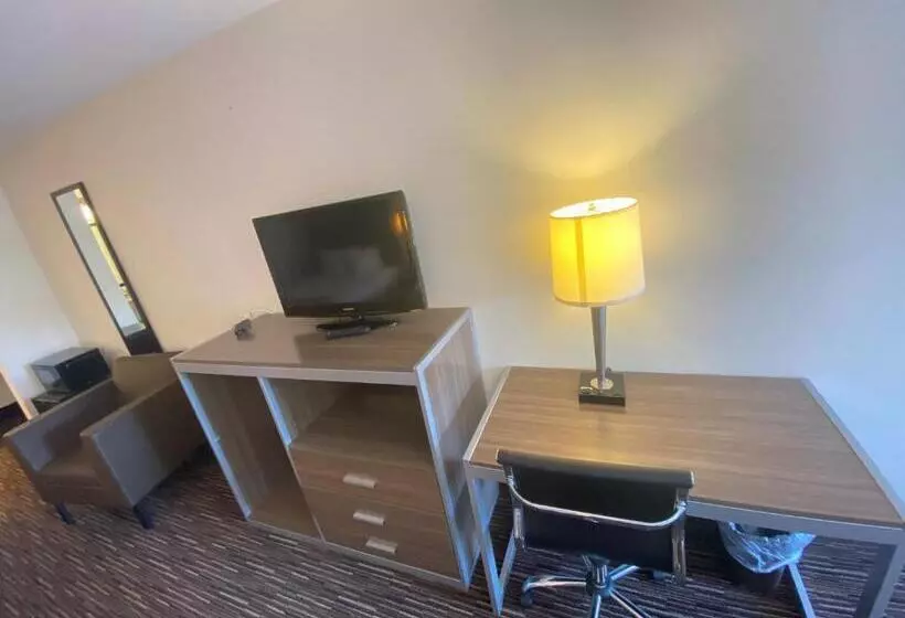 ファミリールーム, Garden State Inn