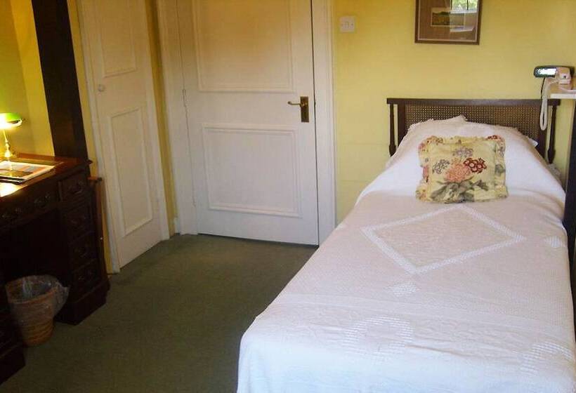 スタンダードルーム, Guyers House