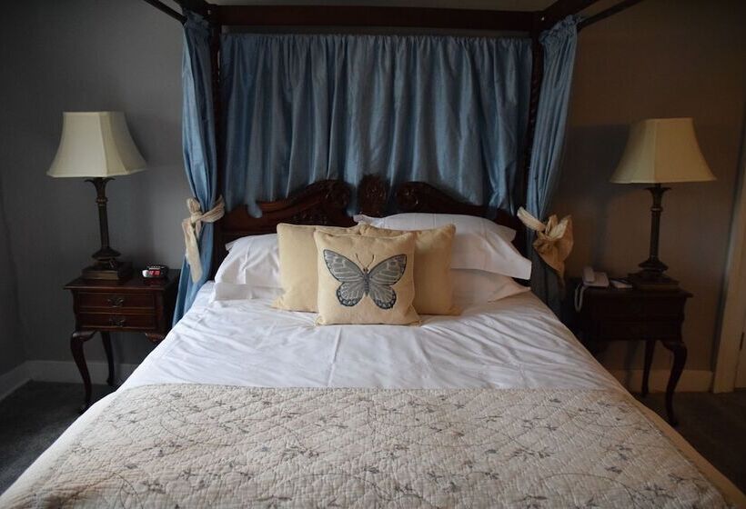 Номер Superior, Guyers House