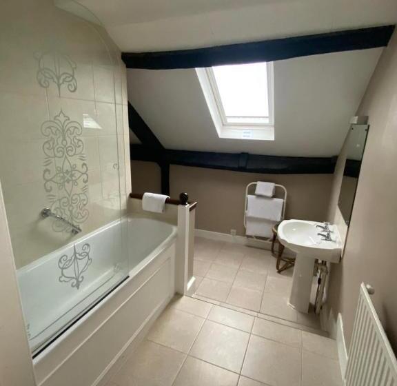 スーペリアールーム, Guyers House