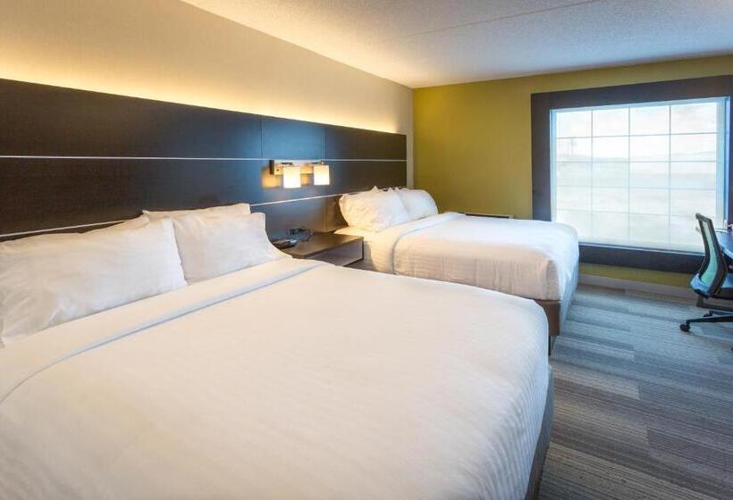 Номер Стандарт, Holiday Inn Express Hotel & Suites Reading, An Ihg