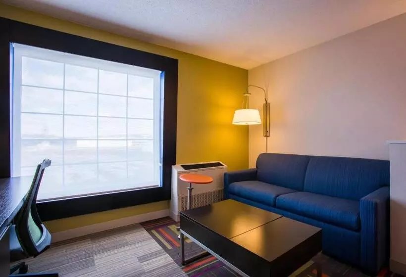 キングサイズベッドのスイートルーム, Holiday Inn Express Hotel & Suites Reading, An Ihg
