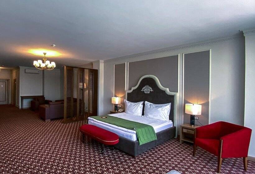 سوییت, Jumbaktas Astana