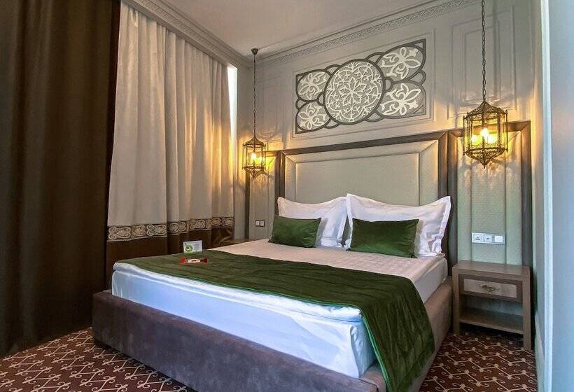 اتاق خانوادگی, Jumbaktas Astana