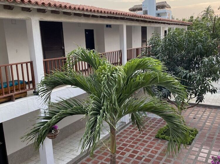 Standard Triple Room, Los Veleros Santa Marta