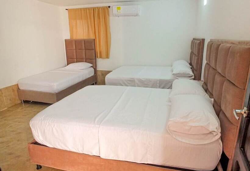 Standard Quadruple Room, Los Veleros Santa Marta