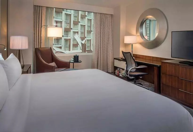 クラブルーム, Marriott Marquis Washington, Dc
