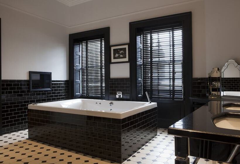 Люкс Мастер, Meldrum House Hotel Golf And Country Estate